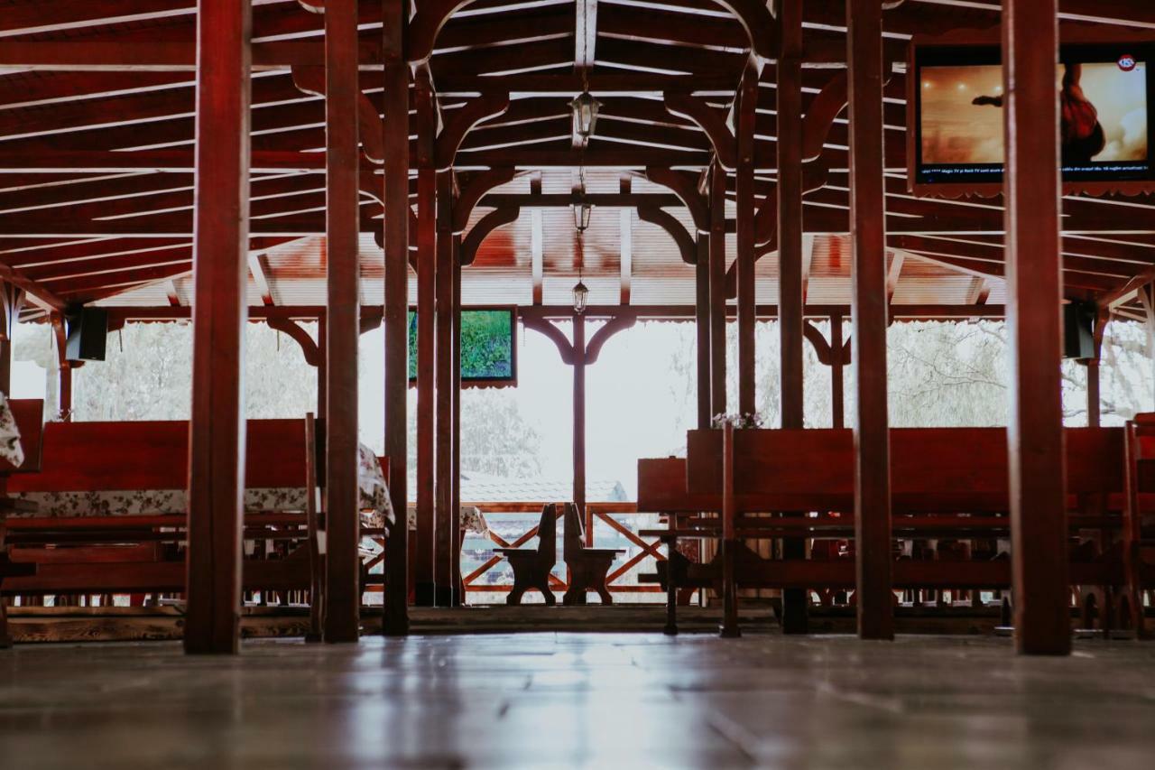 Hotel-Restaurant Milenium Salonta Dış mekan fotoğraf